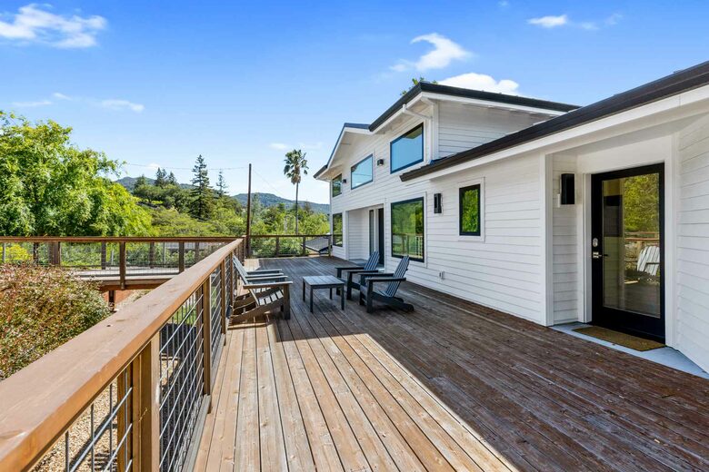 Stunning Shadybrook Lane - Napa, California