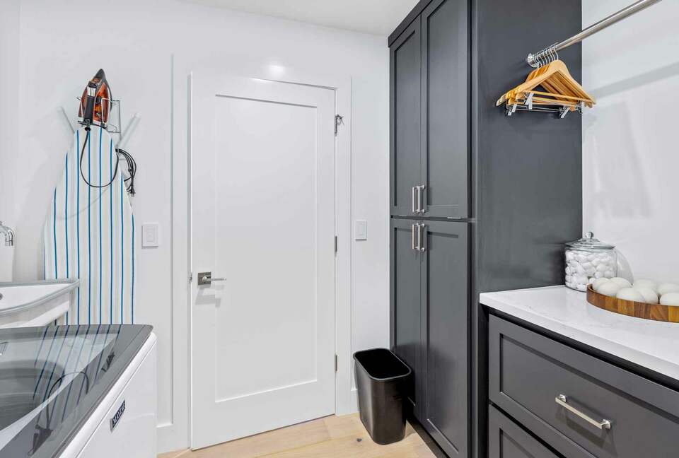 Stunning Shadybrook Lane - Napa, California