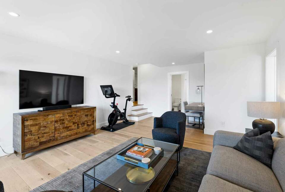 Stunning Shadybrook Lane - Napa, California