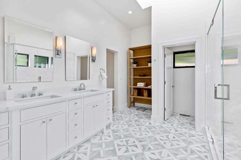 Stunning Shadybrook Lane - Napa, California