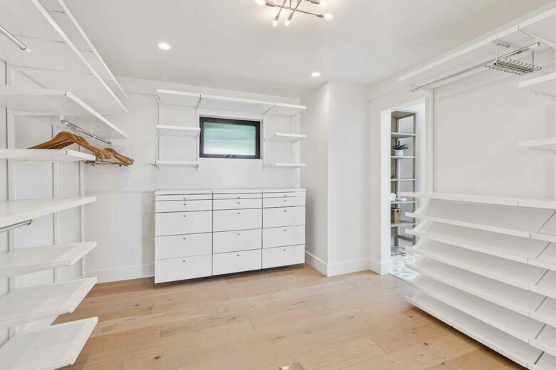 Stunning Shadybrook Lane - Napa, California