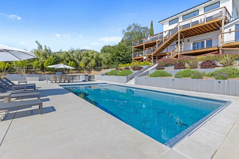 Stunning Shadybrook Lane - Napa, California