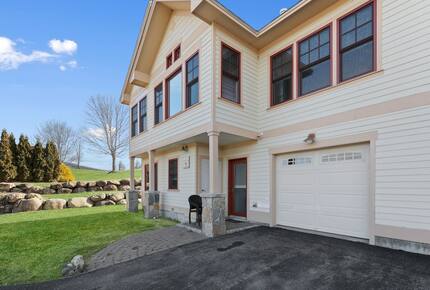 Greenscapes Getaway in a Golf Resort Community - Thornton, New Hampshire