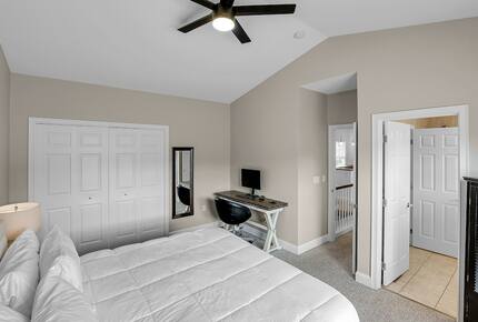 Greenscapes Getaway in a Golf Resort Community - Thornton, New Hampshire