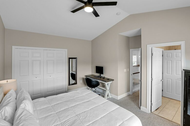 Greenscapes Getaway in a Golf Resort Community - Thornton, New Hampshire