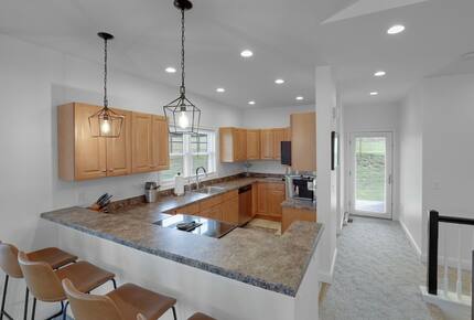 Greenscapes Getaway in a Golf Resort Community - Thornton, New Hampshire