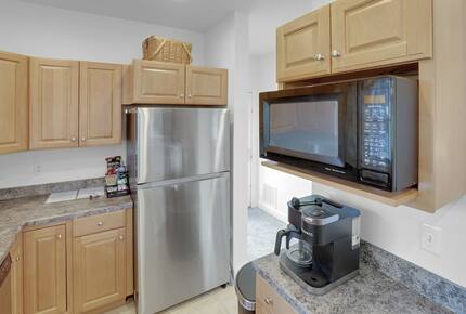 Greenscapes Getaway in a Golf Resort Community - Thornton, New Hampshire