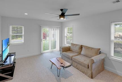 Greenscapes Getaway in a Golf Resort Community - Thornton, New Hampshire