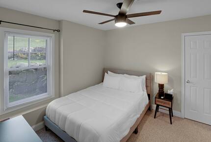 Greenscapes Getaway in a Golf Resort Community - Thornton, New Hampshire