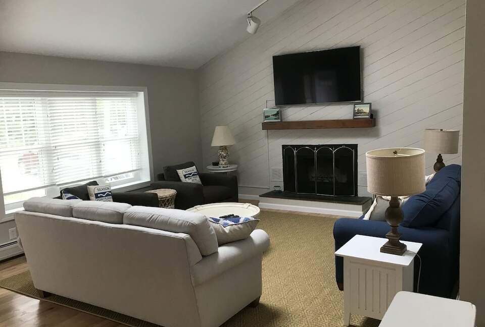 Charming Jersey Shore Beach Cottage | Close to Beaches, Town and Parks - Point Pleasant, New Jersey