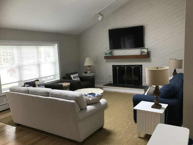 Charming Jersey Shore Beach Cottage | Close to Beaches, Town and Parks - Point Pleasant, New Jersey