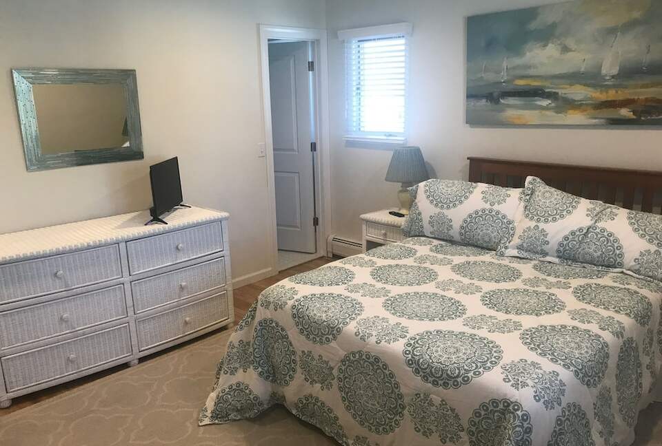 Charming Jersey Shore Beach Cottage | Close to Beaches, Town and Parks - Point Pleasant, New Jersey