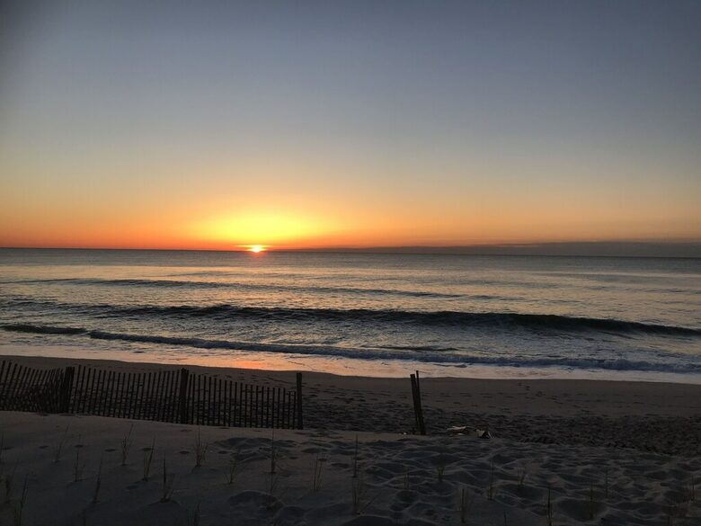 Charming Jersey Shore Beach Cottage | Close to Beaches, Town and Parks - Point Pleasant, New Jersey