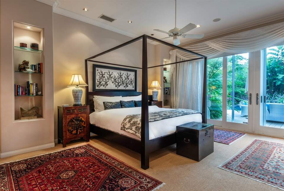 LA JOLLA 4-Bedroom Home, Private Tennis Court Pool and Jacuzzi - La Jolla, California