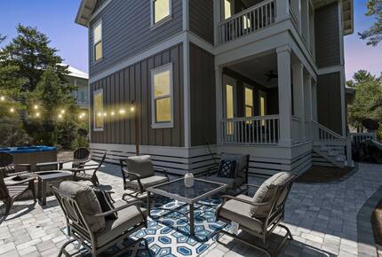 Entertainer's Dream House with a Resort Pool - Santa Rosa Beach, Florida