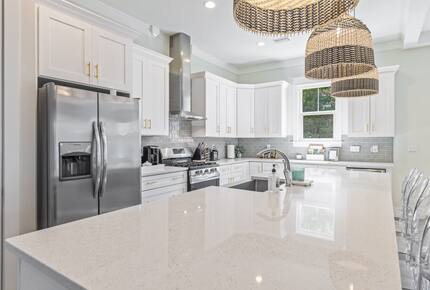 Entertainer's Dream House with a Resort Pool - Santa Rosa Beach, Florida