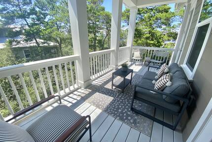 Entertainer's Dream House with a Resort Pool - Santa Rosa Beach, Florida