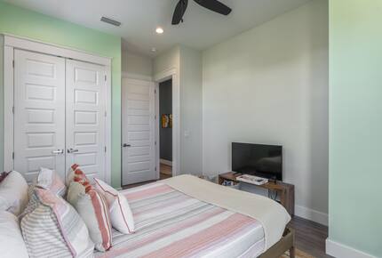 Entertainer's Dream House with a Resort Pool - Santa Rosa Beach, Florida