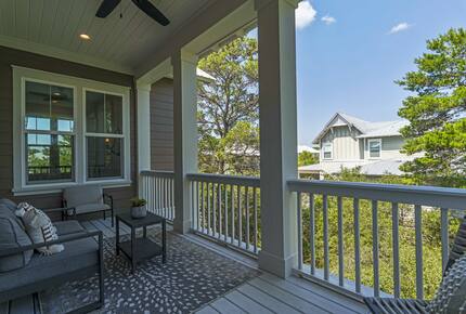 Entertainer's Dream House with a Resort Pool - Santa Rosa Beach, Florida