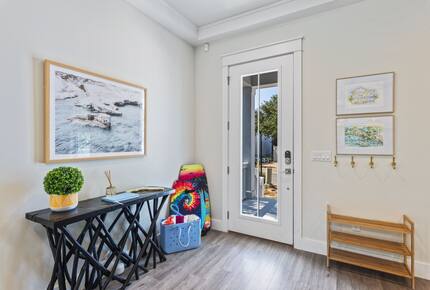 Entertainer's Dream House with a Resort Pool - Santa Rosa Beach, Florida