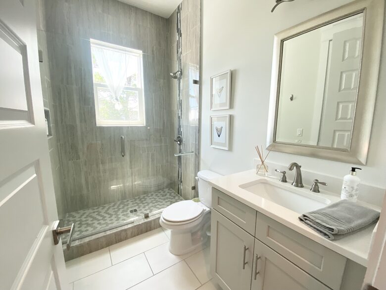 Entertainer's Dream House with a Resort Pool - Santa Rosa Beach, Florida