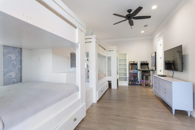 Entertainer's Dream House with a Resort Pool - Santa Rosa Beach, Florida