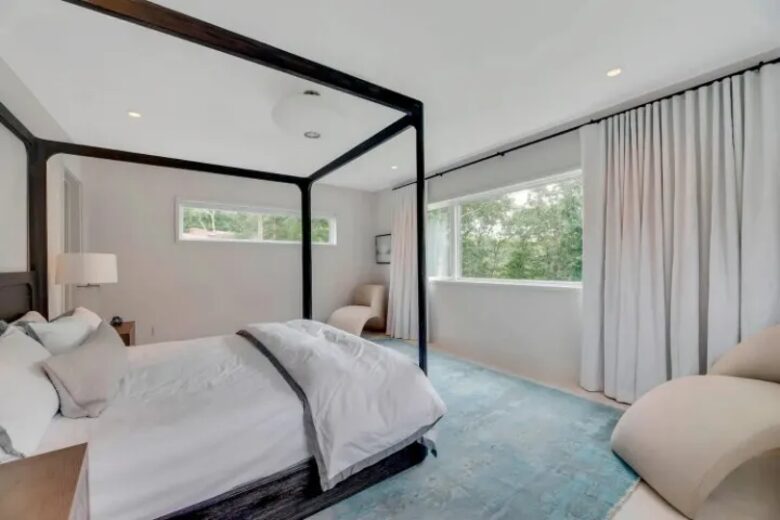 5 Quadrant Hill Road - East Hampton, New York