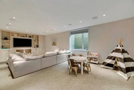 5 Quadrant Hill Road - East Hampton, New York