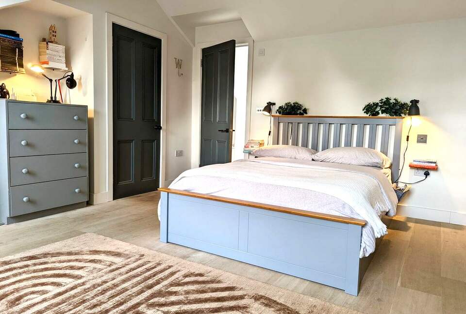 Clapham Common Stylish Condo - London, United Kingdom