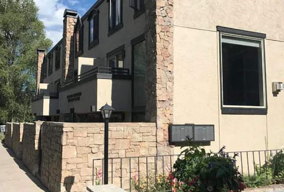 Aspen Village Modern Condo - Aspen, Colorado