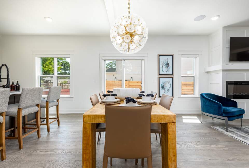 Chic Modern Bentonville Getaway - Bentonville, Arkansas