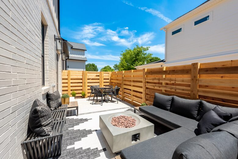 Chic Modern Bentonville Getaway - Bentonville, Arkansas