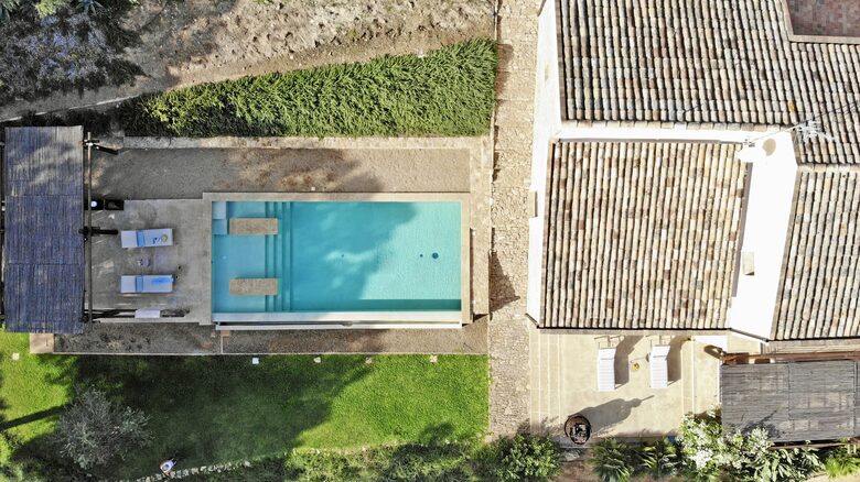 Villa Palmento, Sicily. Restored winery with 24 acres and heated pool - Caltagirone, Italy