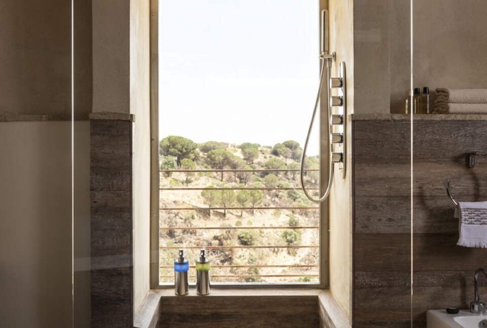 Villa Palmento, Sicily. Restored winery with 24 acres and heated pool - Caltagirone, Italy