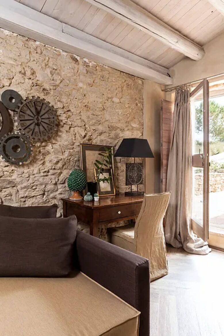 Villa Palmento, Sicily. Restored winery with 24 acres and heated pool - Caltagirone, Italy