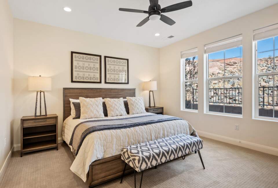 Fun Desert Getaway with Scooters and Pickleball - Washington, Utah