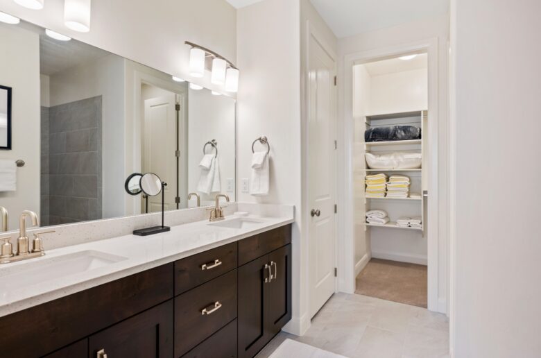 Fun Desert Getaway with Scooters and Pickleball - Washington, Utah