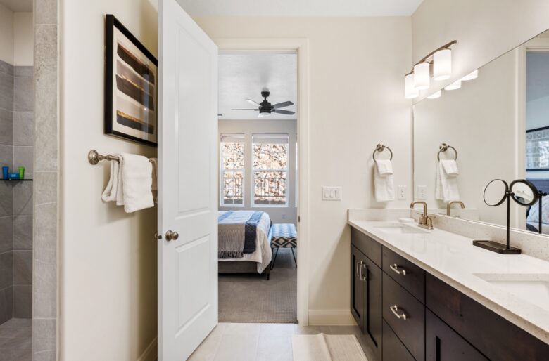 Fun Desert Getaway with Scooters and Pickleball - Washington, Utah