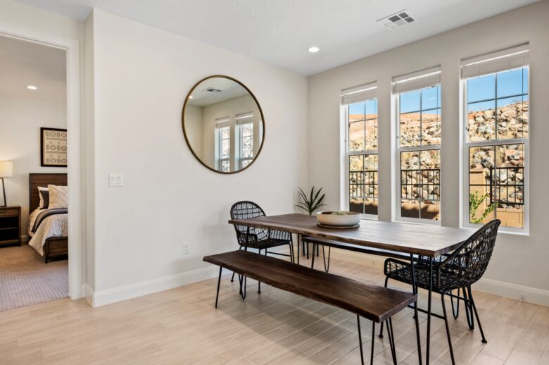 Fun Desert Getaway with Scooters and Pickleball - Washington, Utah