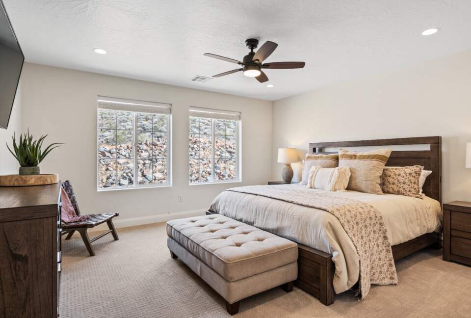 Fun Desert Getaway with Scooters and Pickleball - Washington, Utah