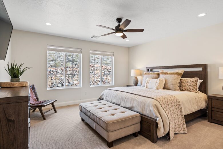 Fun Desert Getaway with Scooters and Pickleball - Washington, Utah