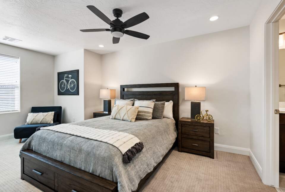 Fun Desert Getaway with Scooters and Pickleball - Washington, Utah