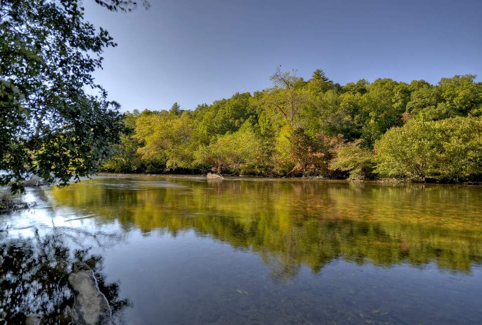 Luxury Mountain Cabin on Toccoa River and 4 Private Acres! - Blue Ridge, Georgia
