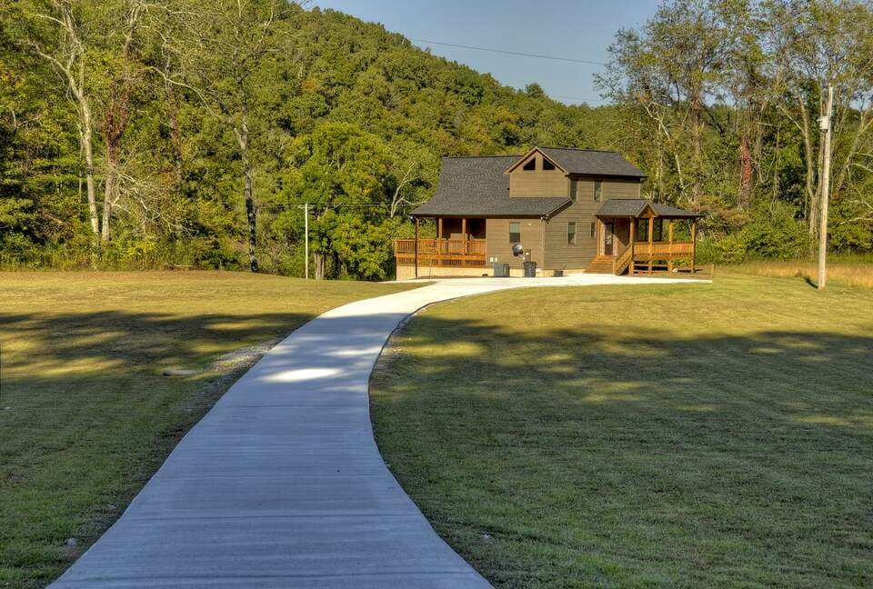 Luxury Mountain Cabin on Toccoa River and 4 Private Acres! - Blue Ridge, Georgia