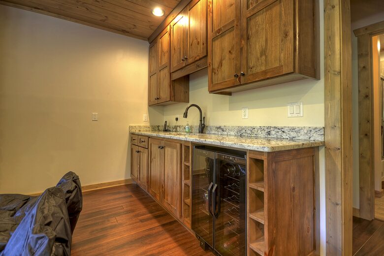 Luxury Mountain Cabin on Toccoa River and 4 Private Acres! - Blue Ridge, Georgia