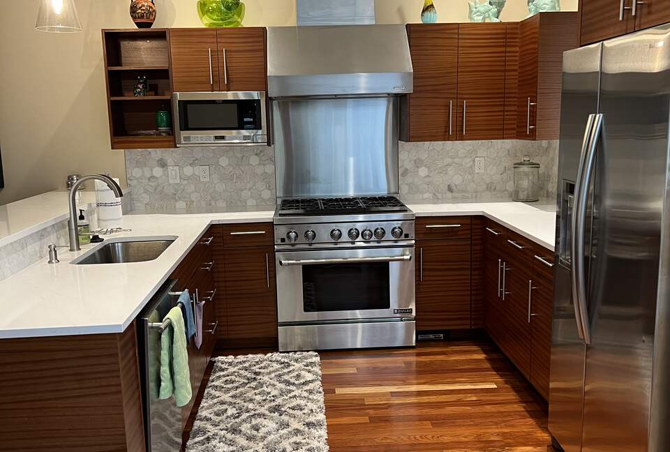 Willamette Riverfront Condo - Portland, Oregon