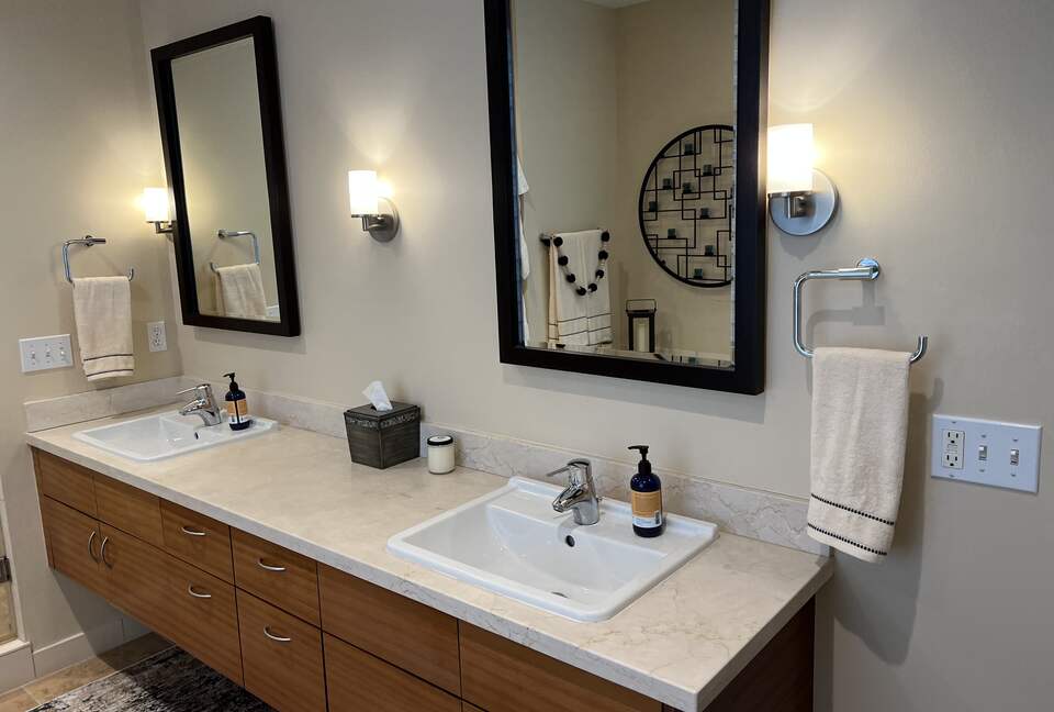 Willamette Riverfront Condo - Portland, Oregon