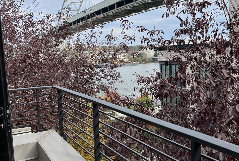 Willamette Riverfront Condo - Portland, Oregon