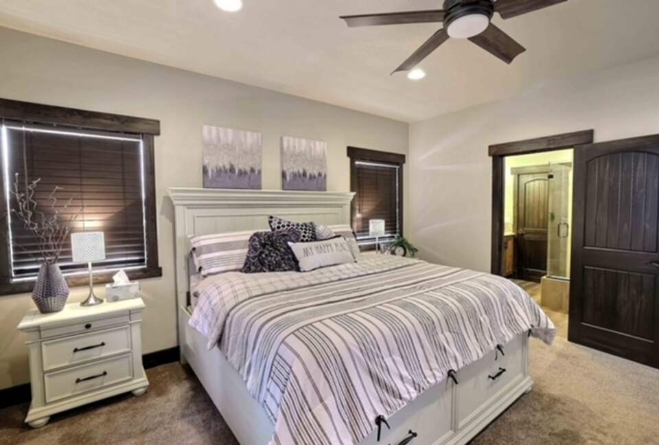 Mountain Road Retreat - Donnelly, Idaho