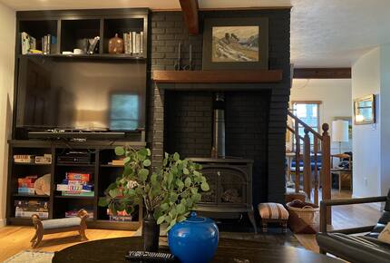 Three-Story Home In The Heart Of Crested Butte | Easy Walk To Elk Avenue And To The Free Mountain Shuttle - Crested Butte, Colorado